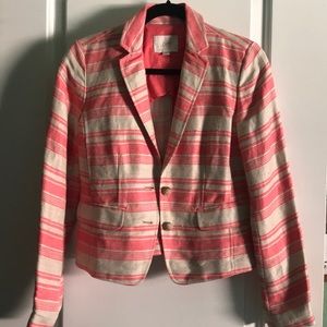 Women’s linen blazer